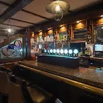 Dooly's Hotell Birr