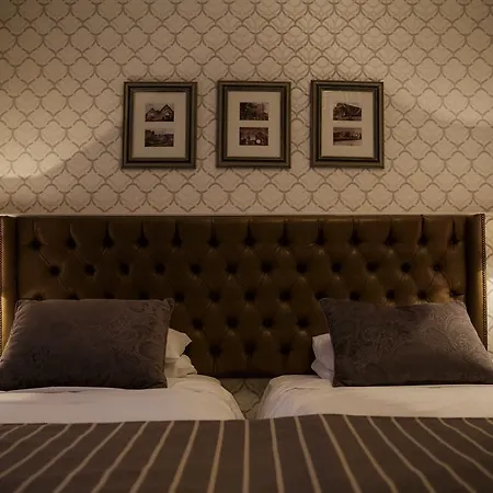 Hotel Dooly's Birr
