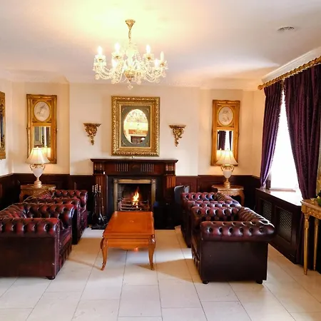 Dooly's Hotel 3*